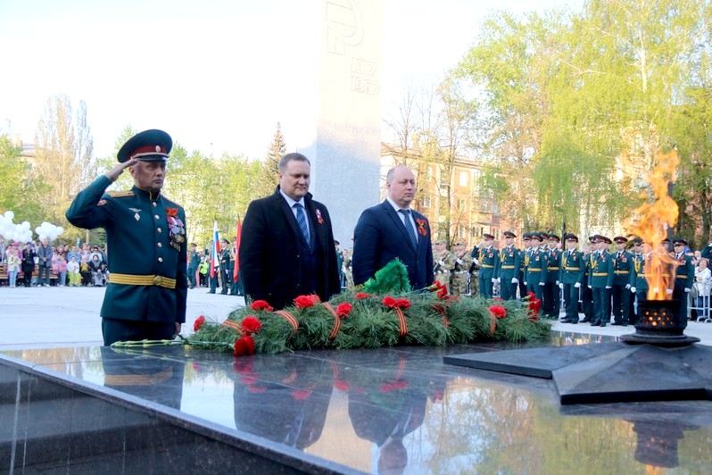 Озерчане поклонились героям Великой Отечественной войны